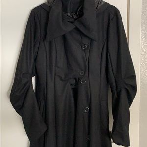 Black tailored coat 💋pick 4 w/lips for $20💋